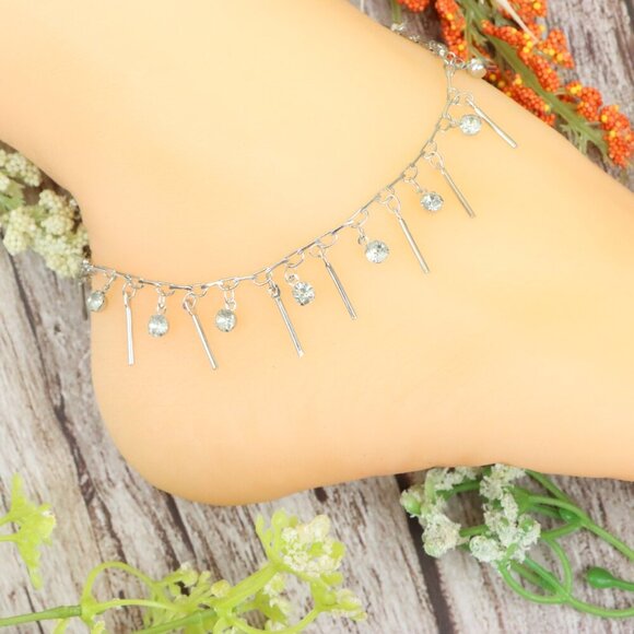 "Dainty Anklet for Women – Elegant Everyday Jewelry & Perfect Gift | MLCRC1760 - Picture 5 of 10
